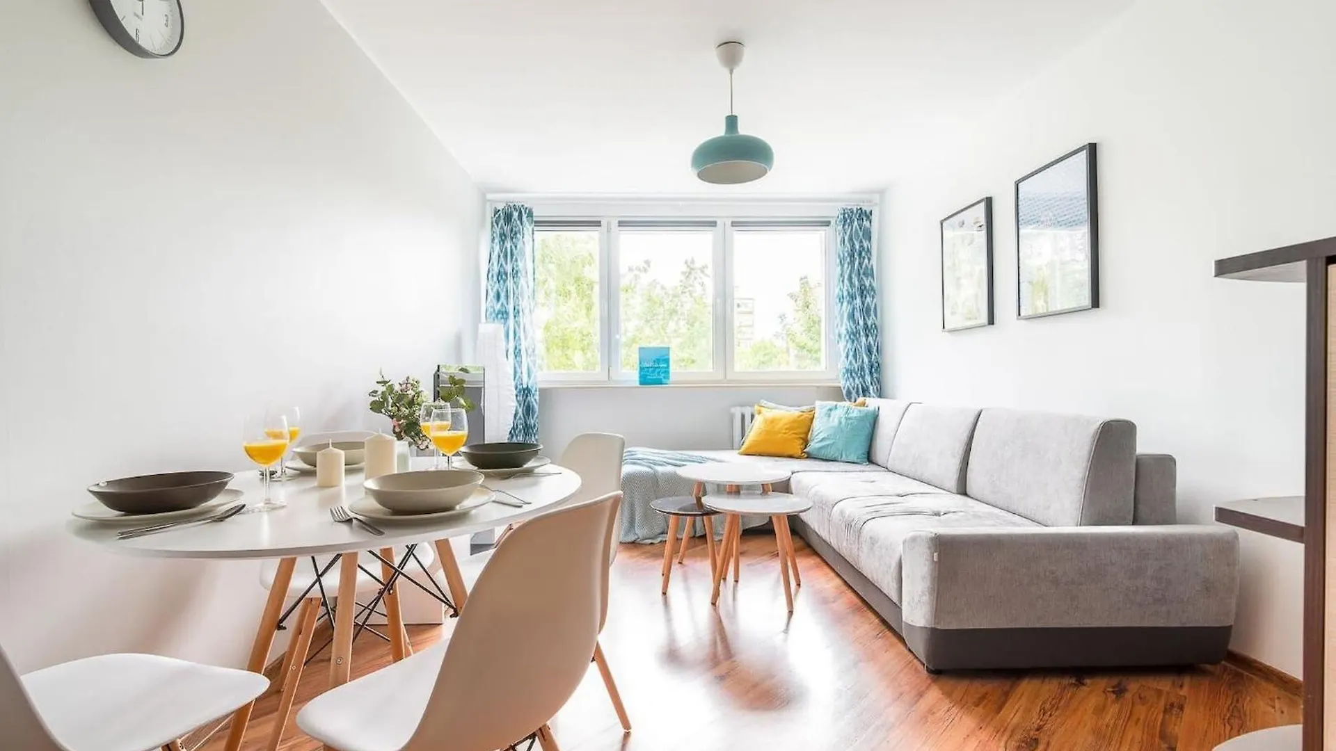 Przestronny I Jasny Apartament Na Warszawskim Mokotowie By Rent Like Home Warsaw Poland